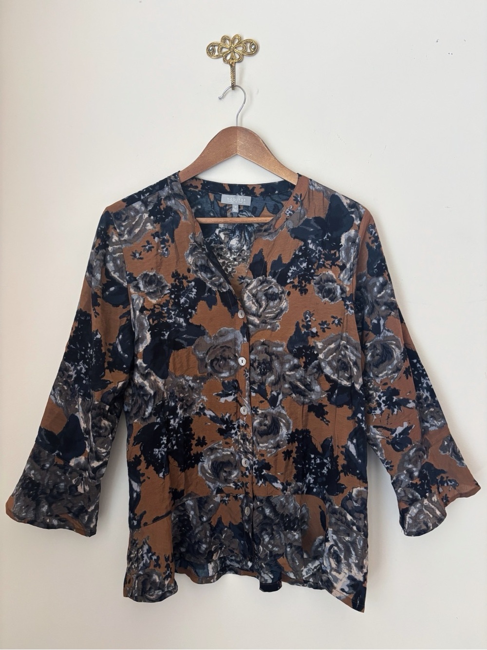 Habitat Brown Floral Flounce Hem Button Up Top Medium Art To Wear
